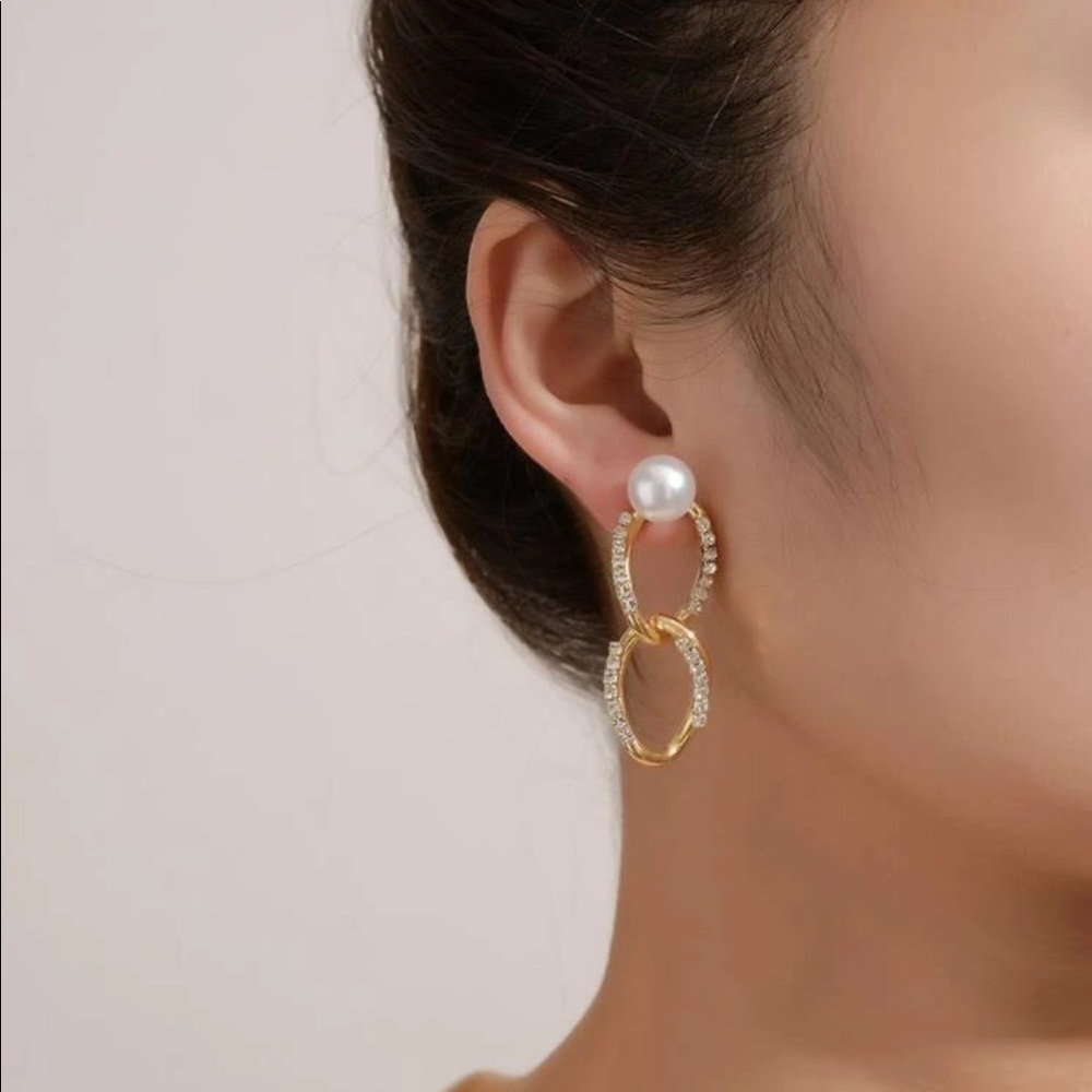 Rhinestone Pearl Drop Earrings